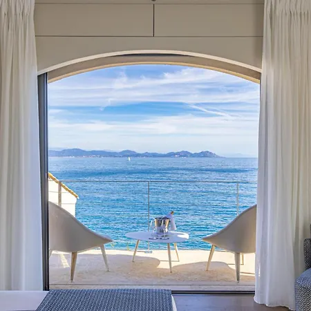 Lodge Water's Edge Saint-Tropez